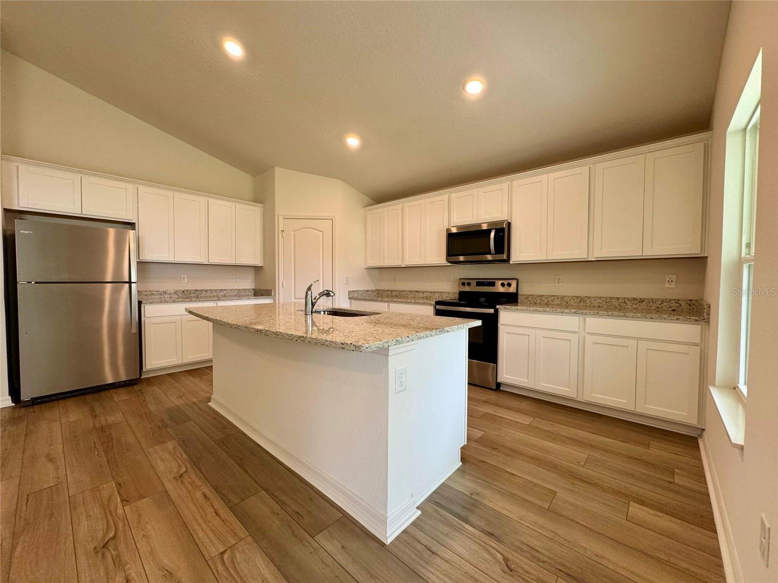 34 PRESIDENTIAL LN, PALM COAST, FL, 32164