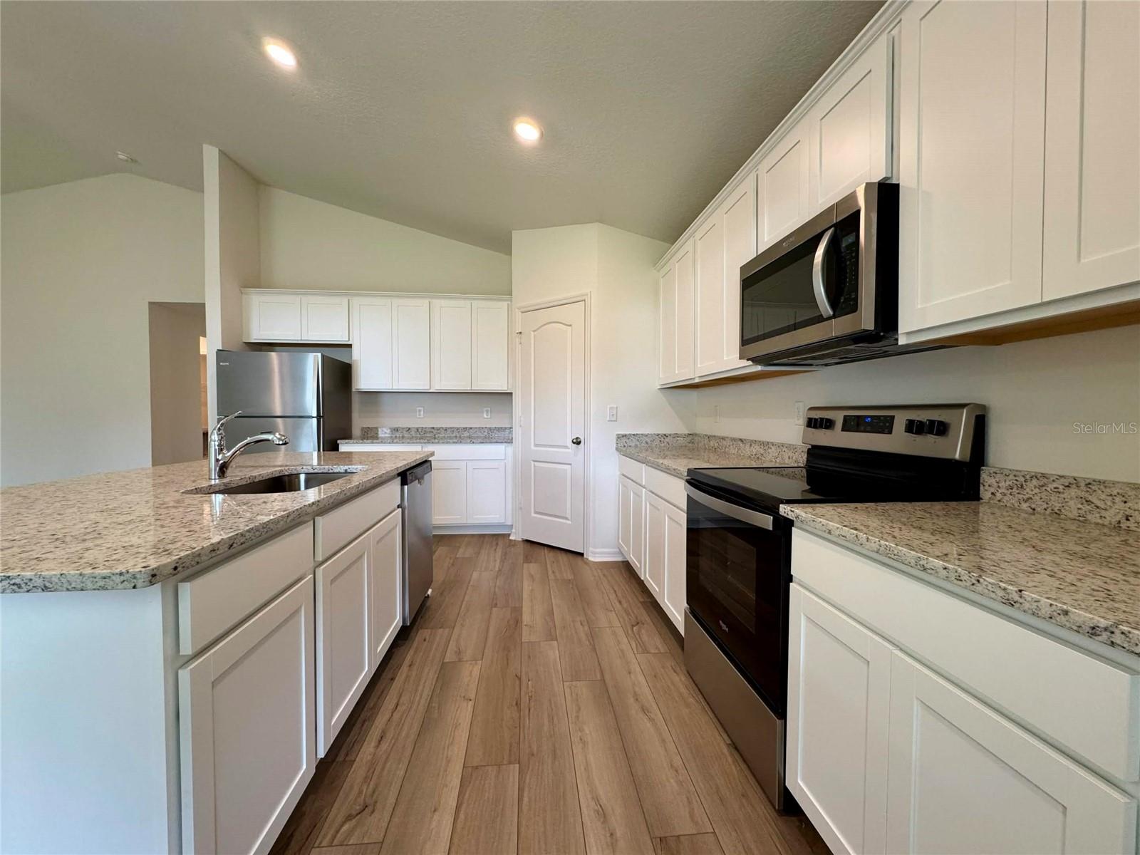 34 PRESIDENTIAL LN, PALM COAST, FL, 32164