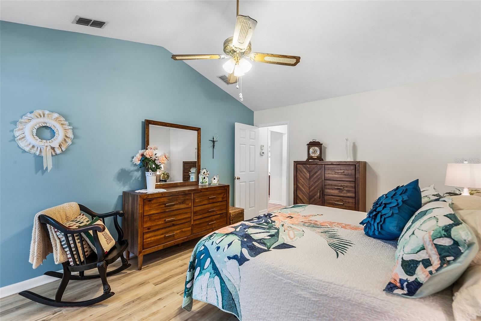 510 EASTLAKE DR, HAINES CITY, FL, 33844