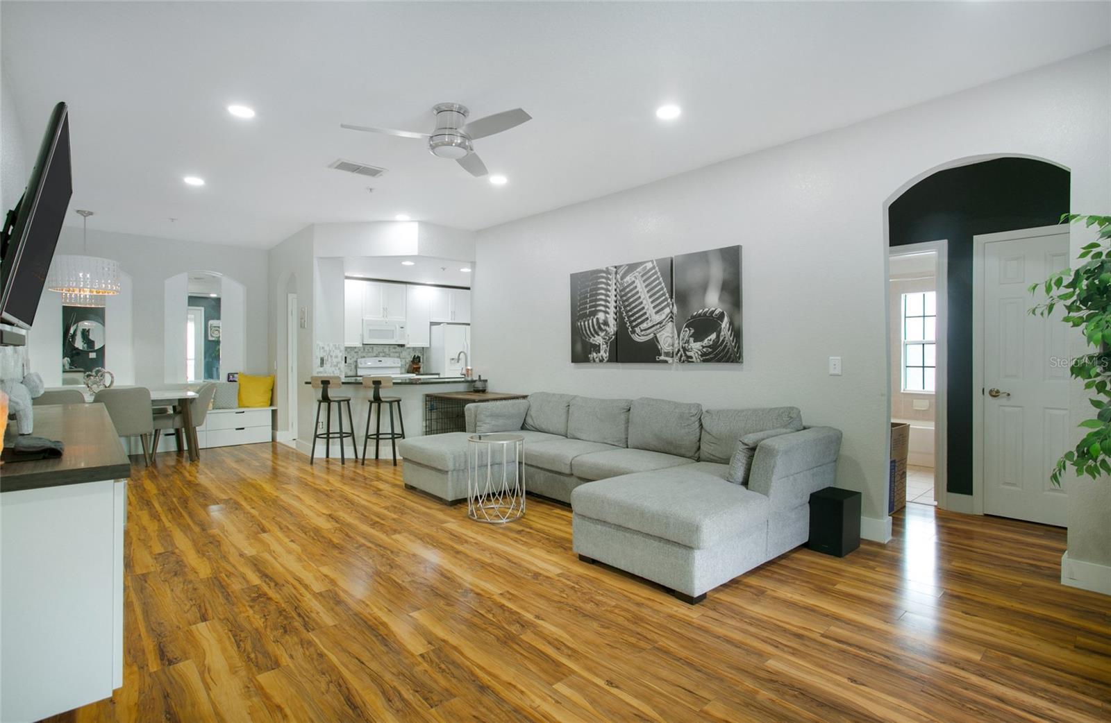 3051 GREYSTONE LOOP #302, KISSIMMEE, FL, 34741