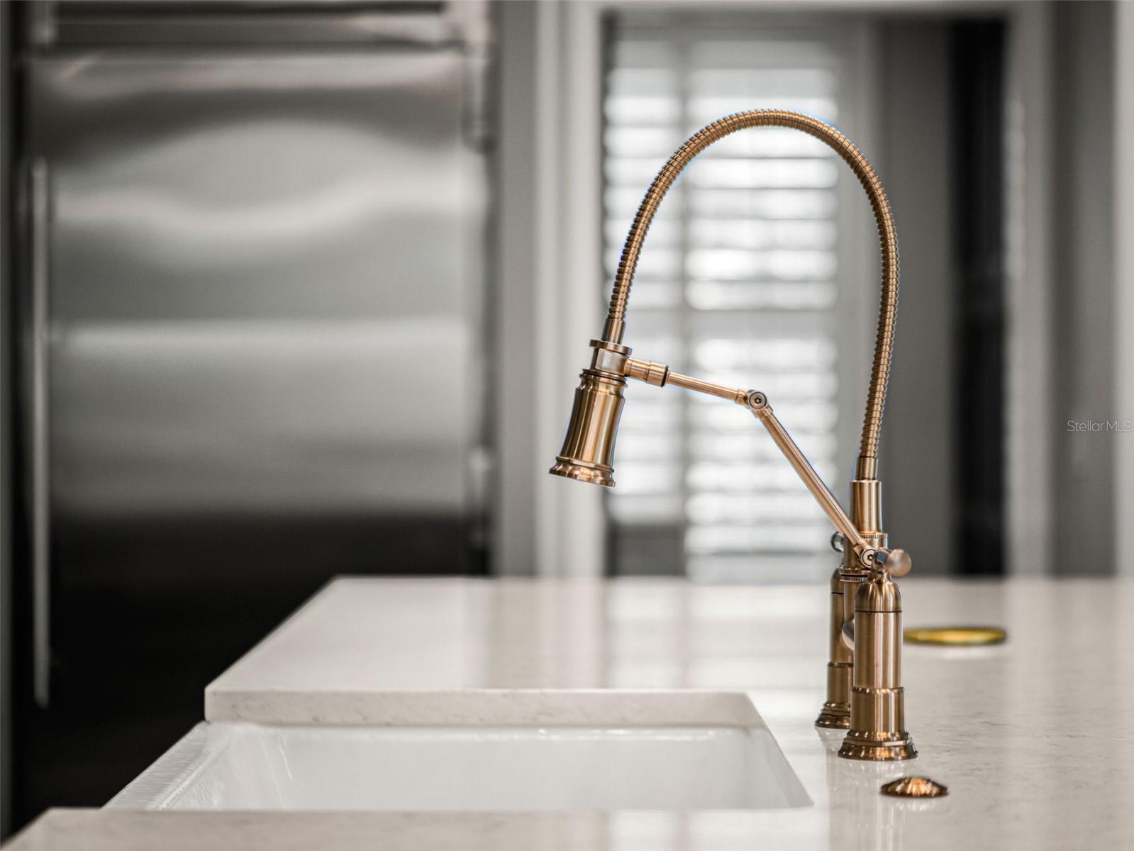 1214 COMMODORE DR, NEW SMYRNA BEACH, FL, 32168