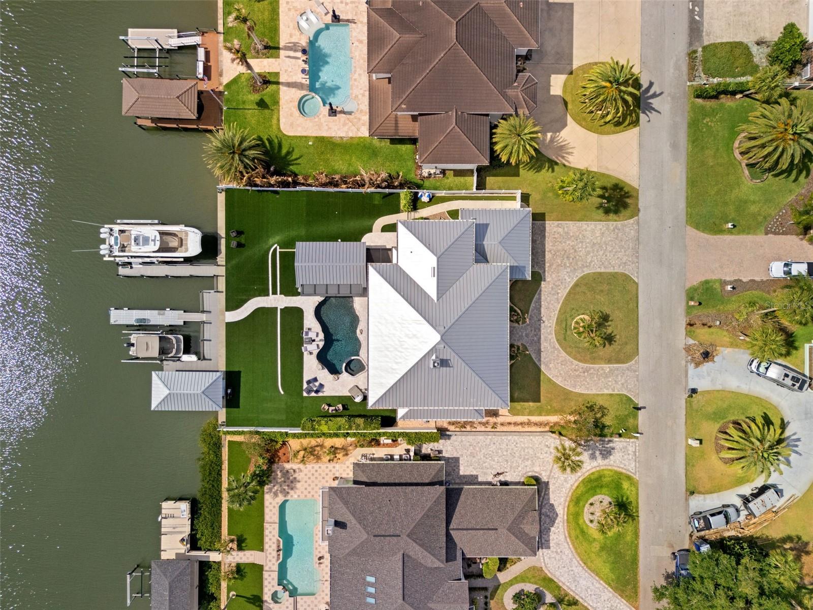 1214 COMMODORE DR, NEW SMYRNA BEACH, FL, 32168