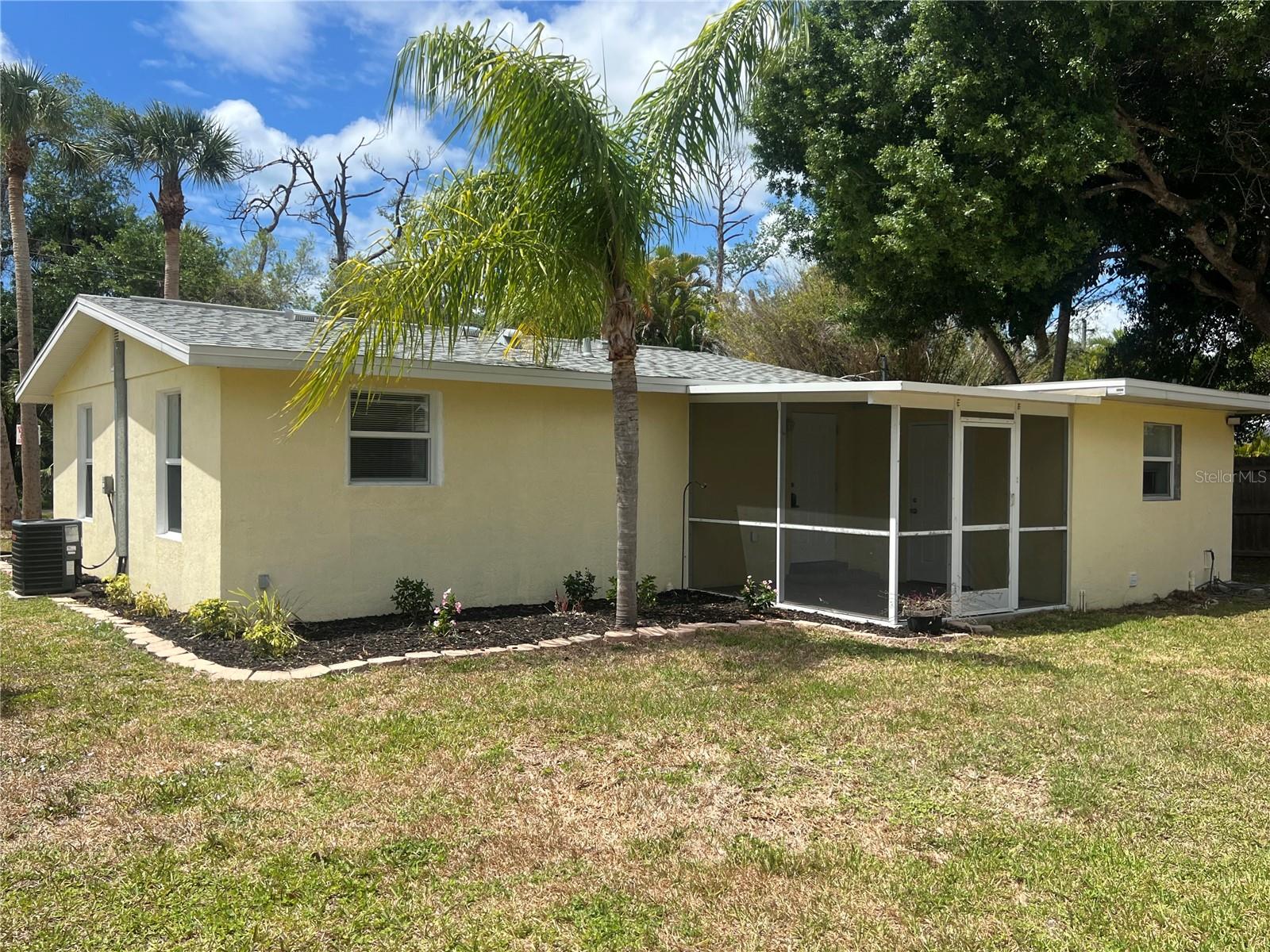 275 PINEAPPLE ST #1, ENGLEWOOD, FL, 34223