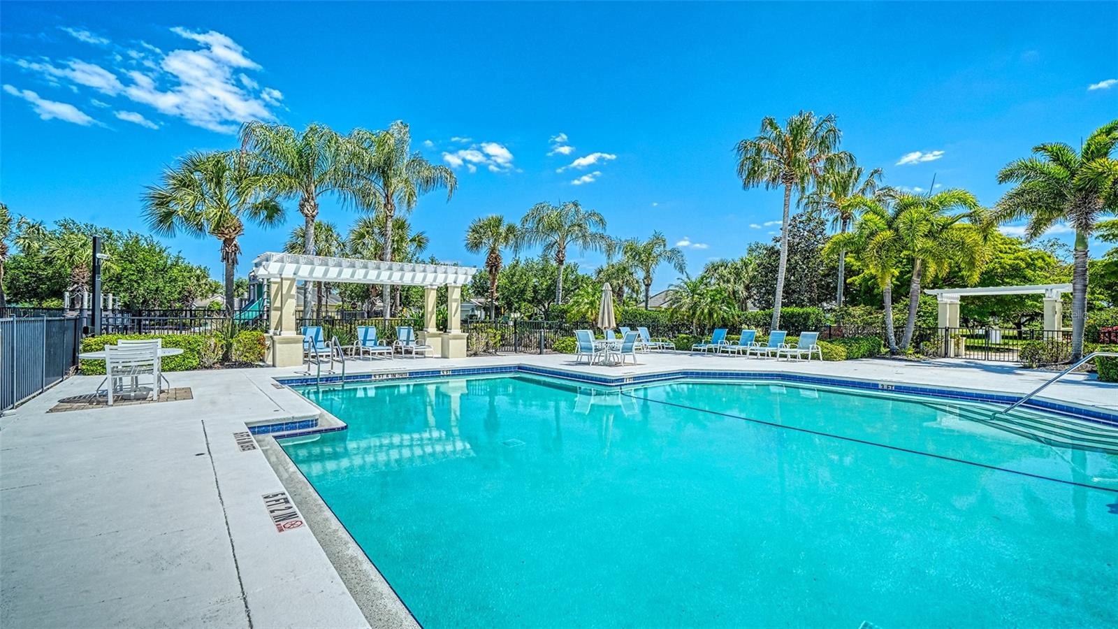 1424 BLUE HORIZON CIR, BRADENTON, FL, 34208