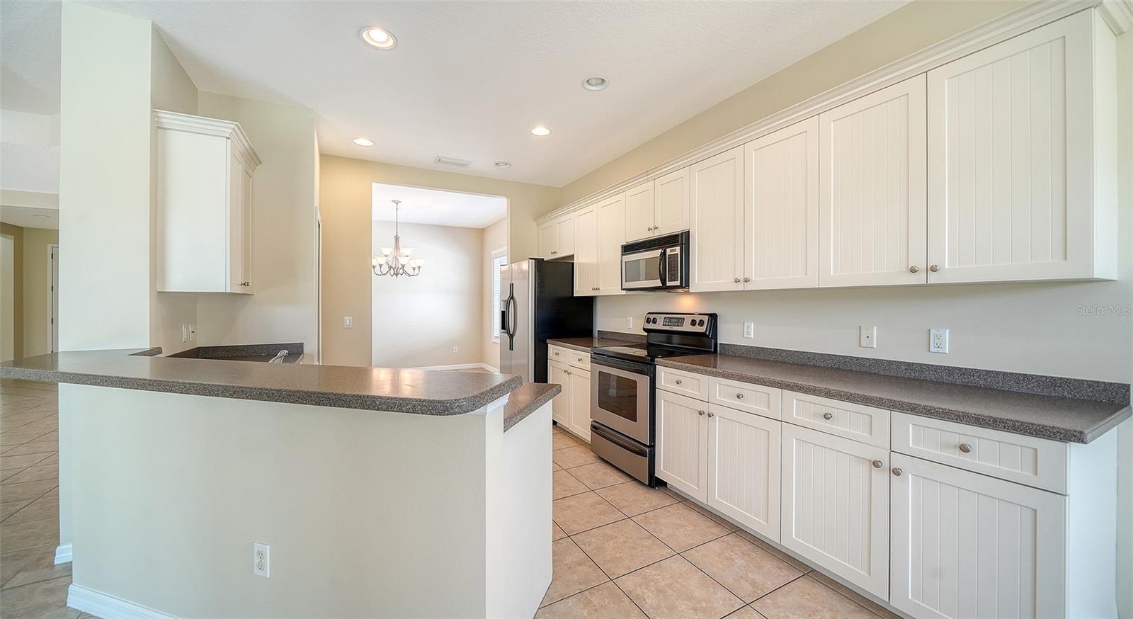 1424 BLUE HORIZON CIR, BRADENTON, FL, 34208