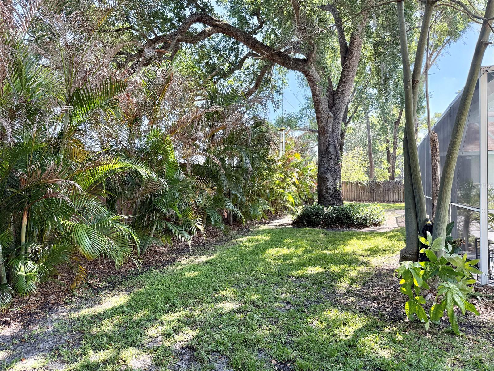 6326 N QUEENSWAY DR, TEMPLE TERRACE, FL, 33617