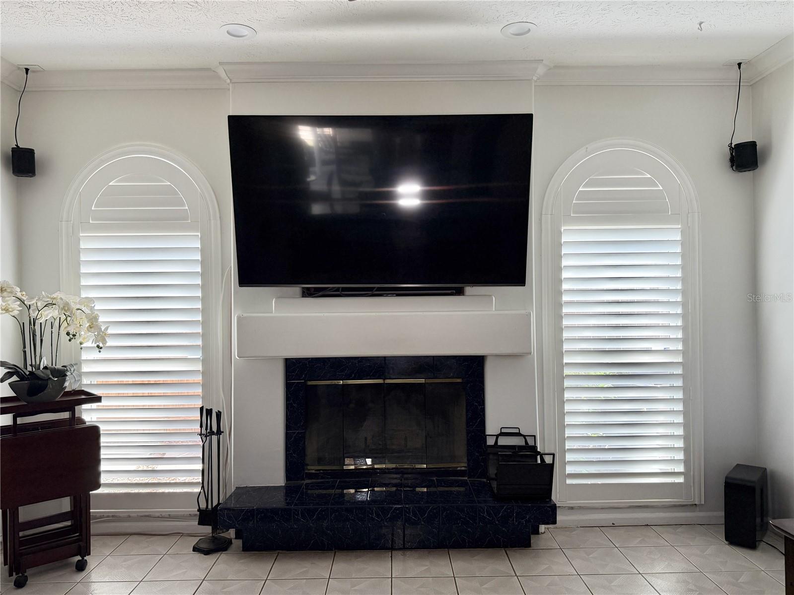 6326 N QUEENSWAY DR, TEMPLE TERRACE, FL, 33617