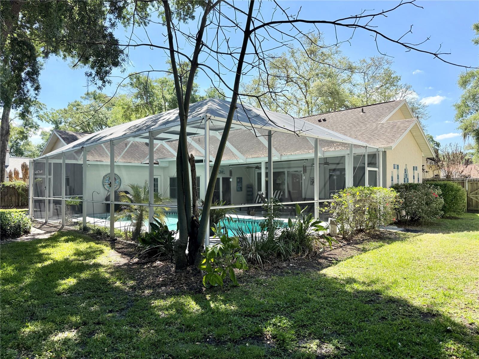 6326 N QUEENSWAY DR, TEMPLE TERRACE, FL, 33617