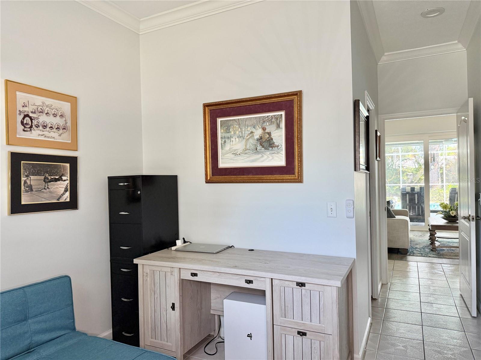 6326 N QUEENSWAY DR, TEMPLE TERRACE, FL, 33617