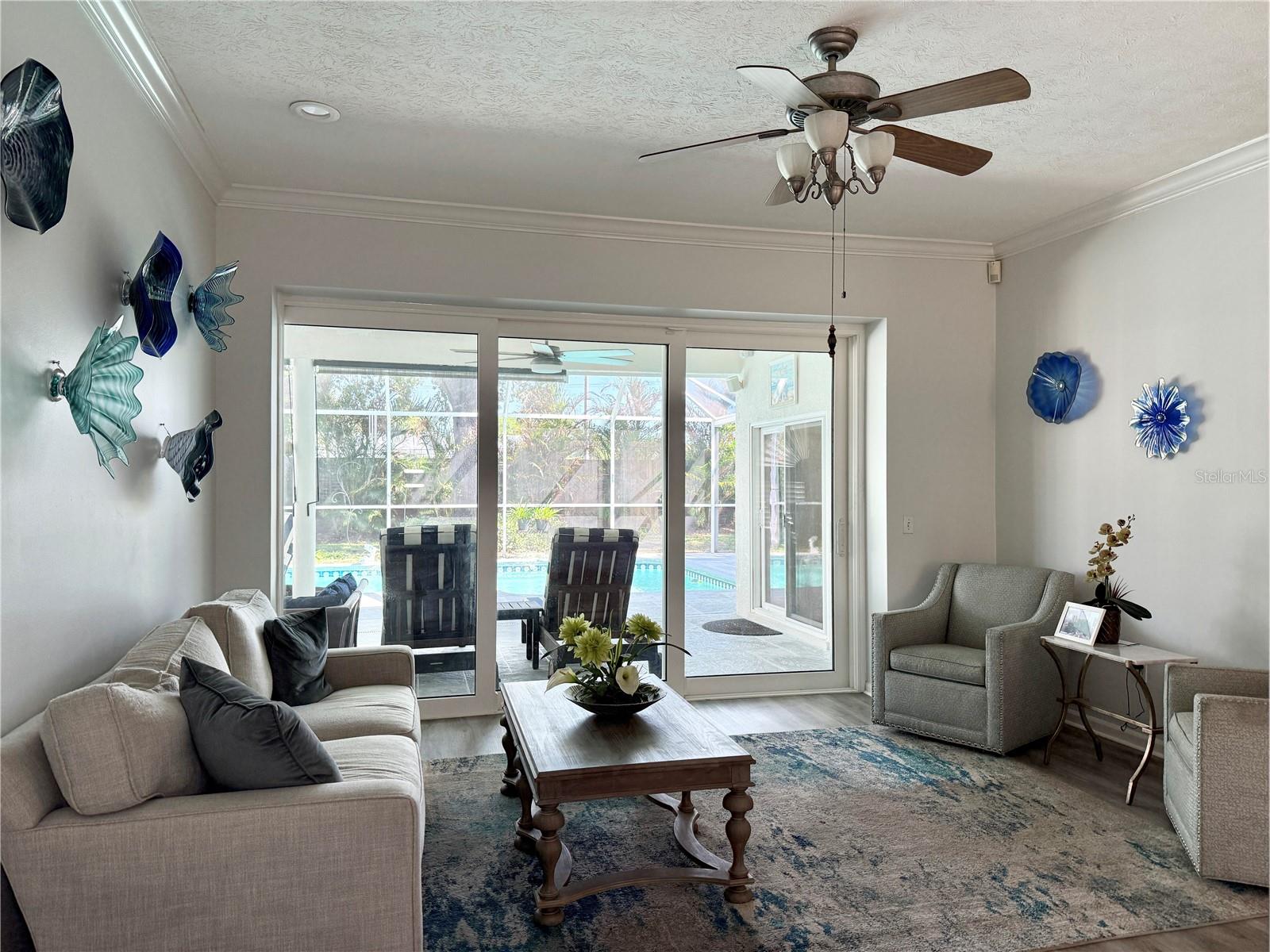 6326 N QUEENSWAY DR, TEMPLE TERRACE, FL, 33617