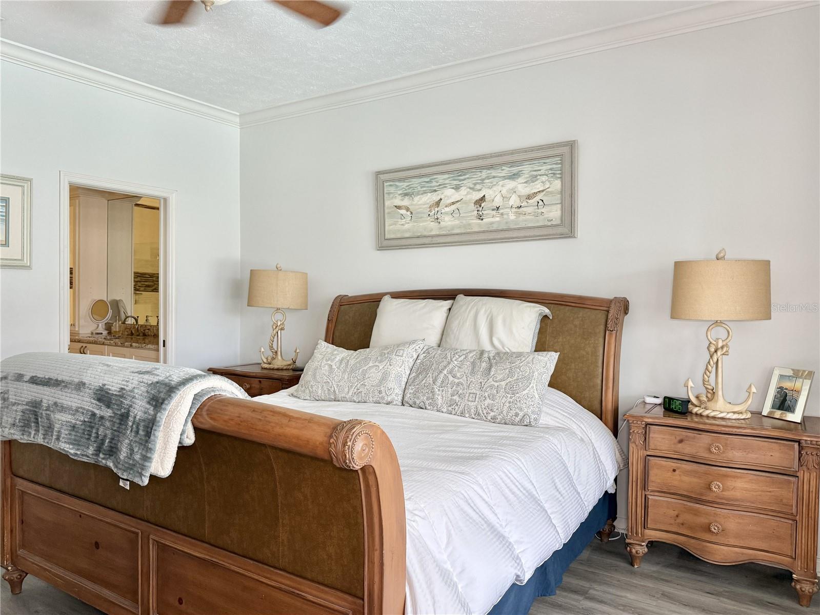 6326 N QUEENSWAY DR, TEMPLE TERRACE, FL, 33617