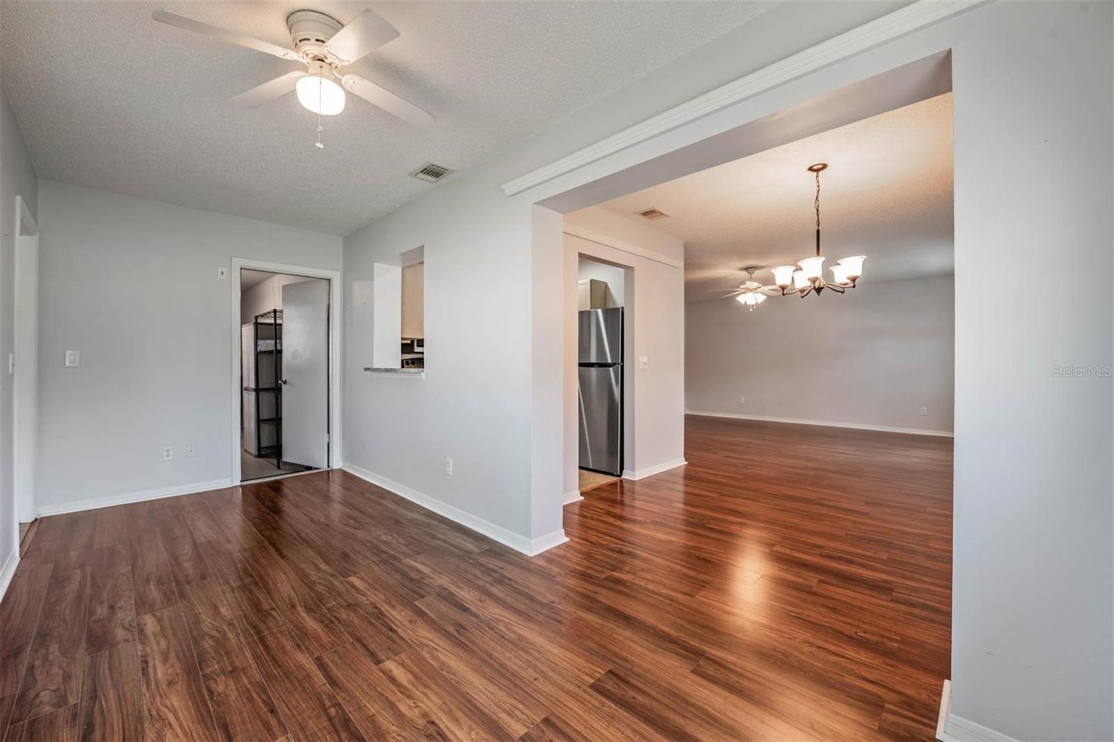 214 GLOUCESTER BLVD, SUN CITY CENTER, FL, 33573