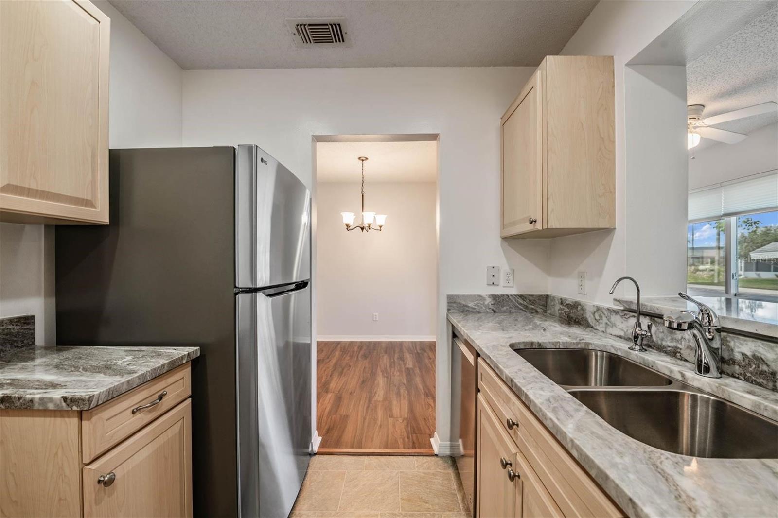 214 GLOUCESTER BLVD, SUN CITY CENTER, FL, 33573