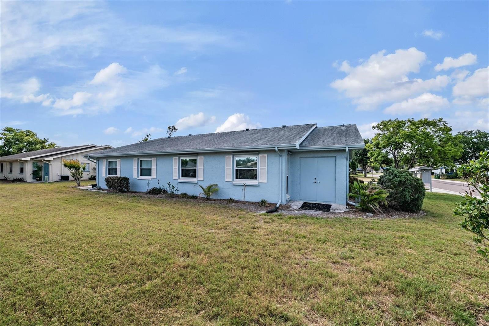 214 GLOUCESTER BLVD, SUN CITY CENTER, FL, 33573