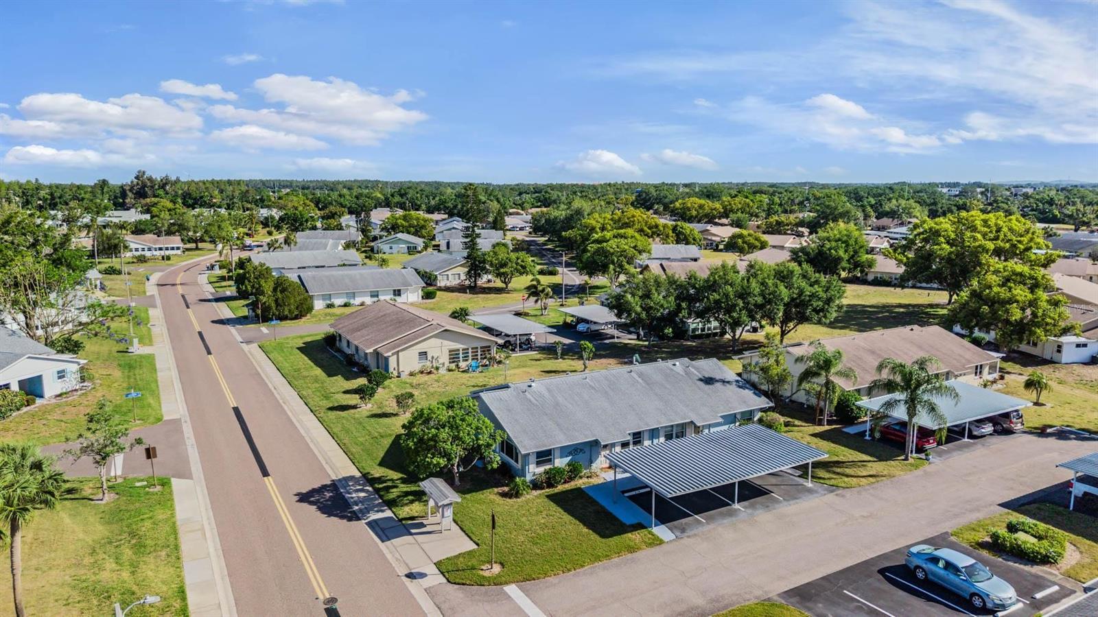 214 GLOUCESTER BLVD, SUN CITY CENTER, FL, 33573