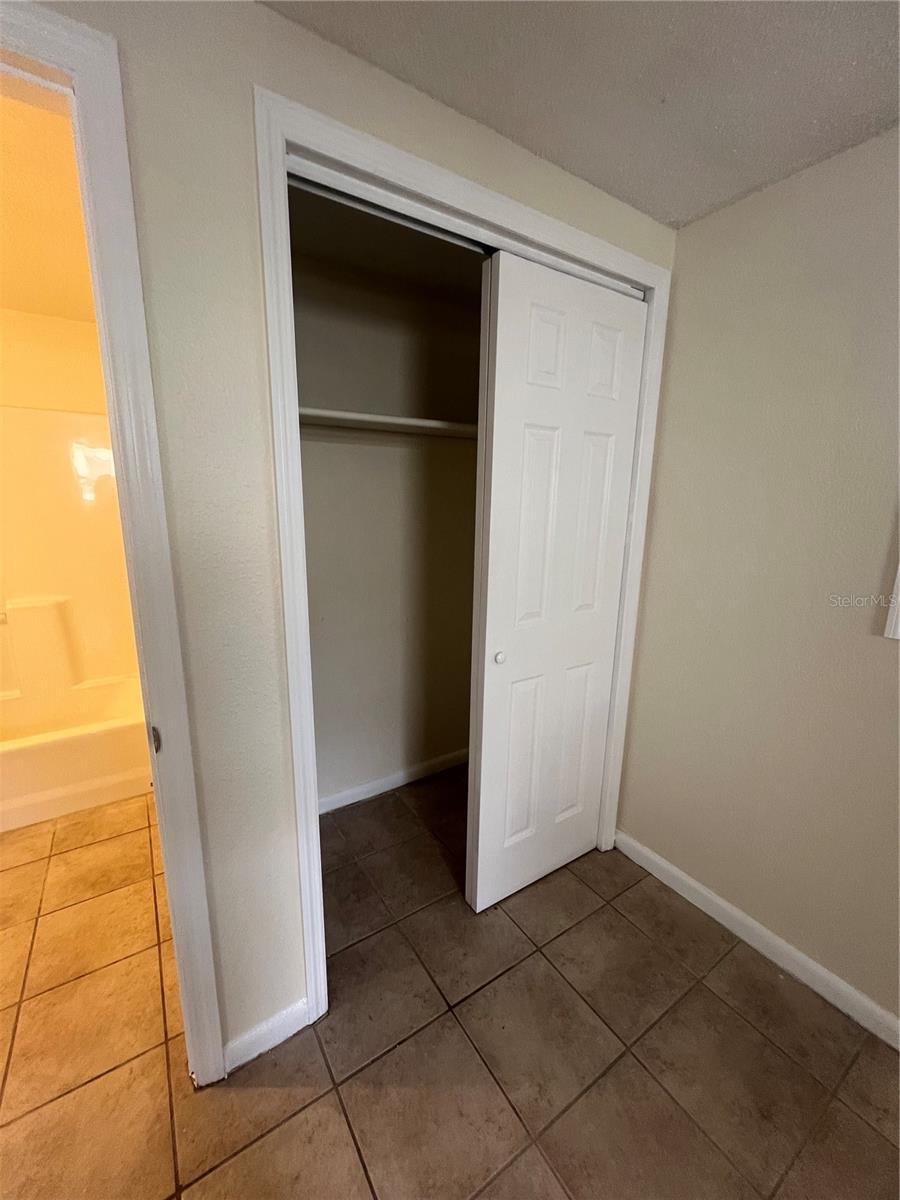 275 PINEAPPLE ST #B, ENGLEWOOD, FL, 34223