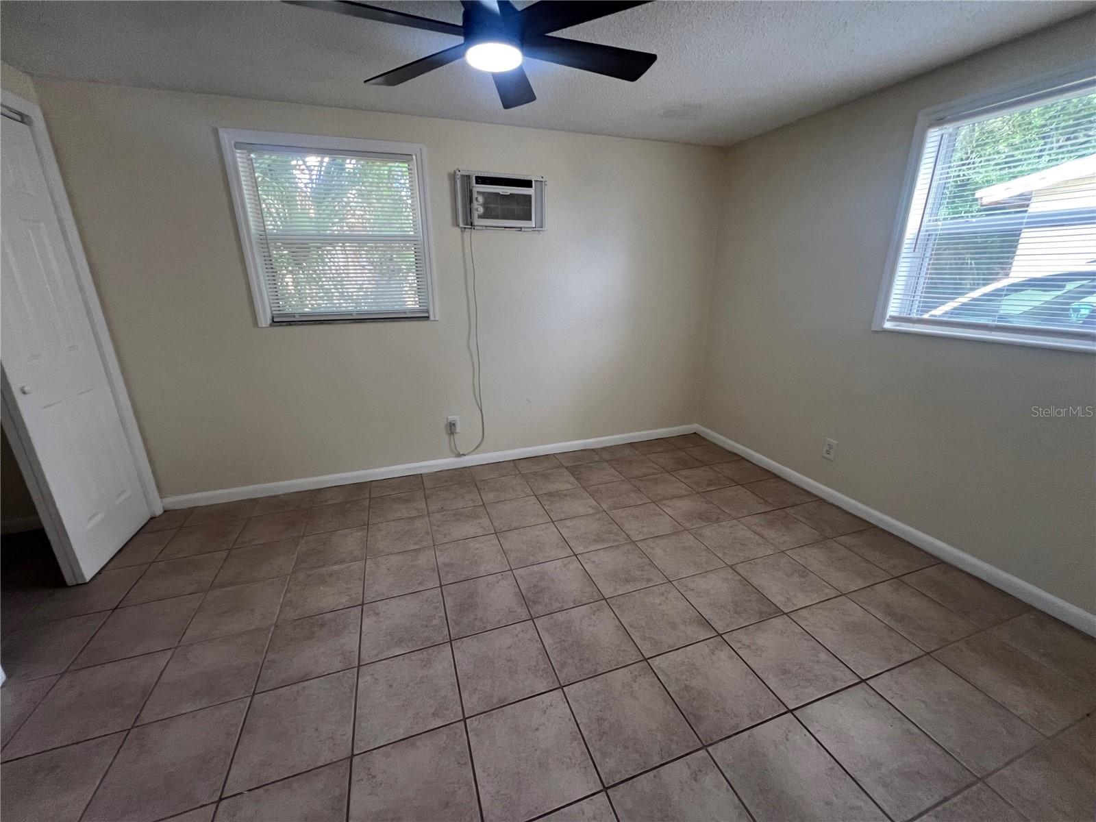 275 PINEAPPLE ST #B, ENGLEWOOD, FL, 34223