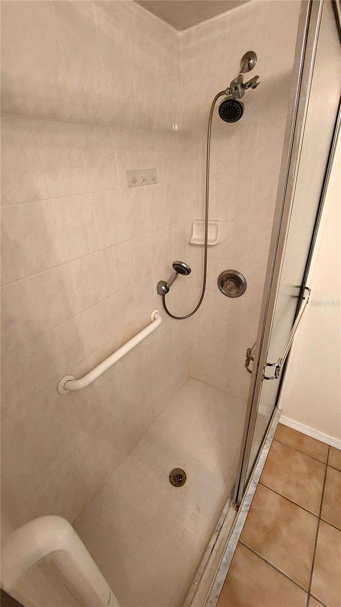 2125 KEPNER DR, HOLIDAY, FL, 34691