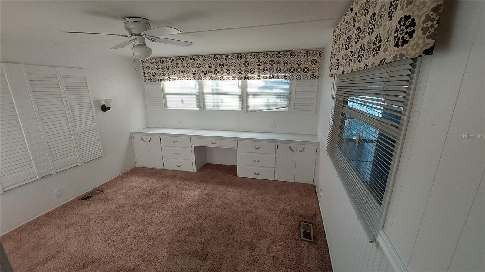 2125 KEPNER DR, HOLIDAY, FL, 34691