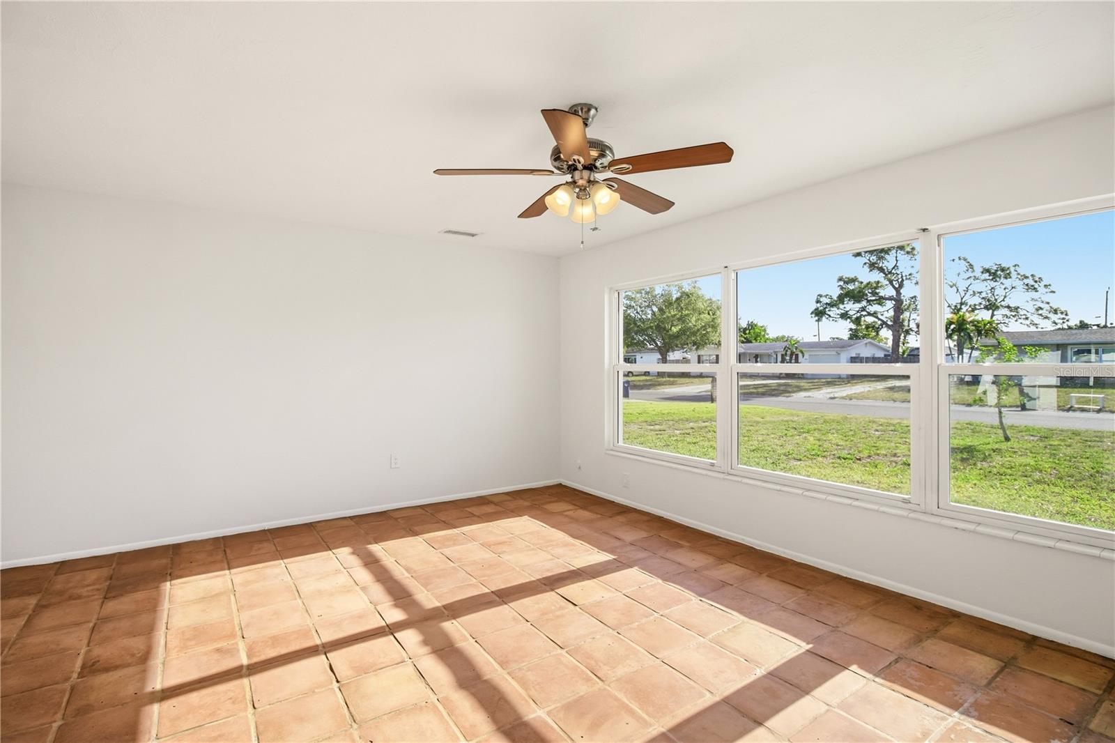 220 62ND ST NW, BRADENTON, FL, 34209