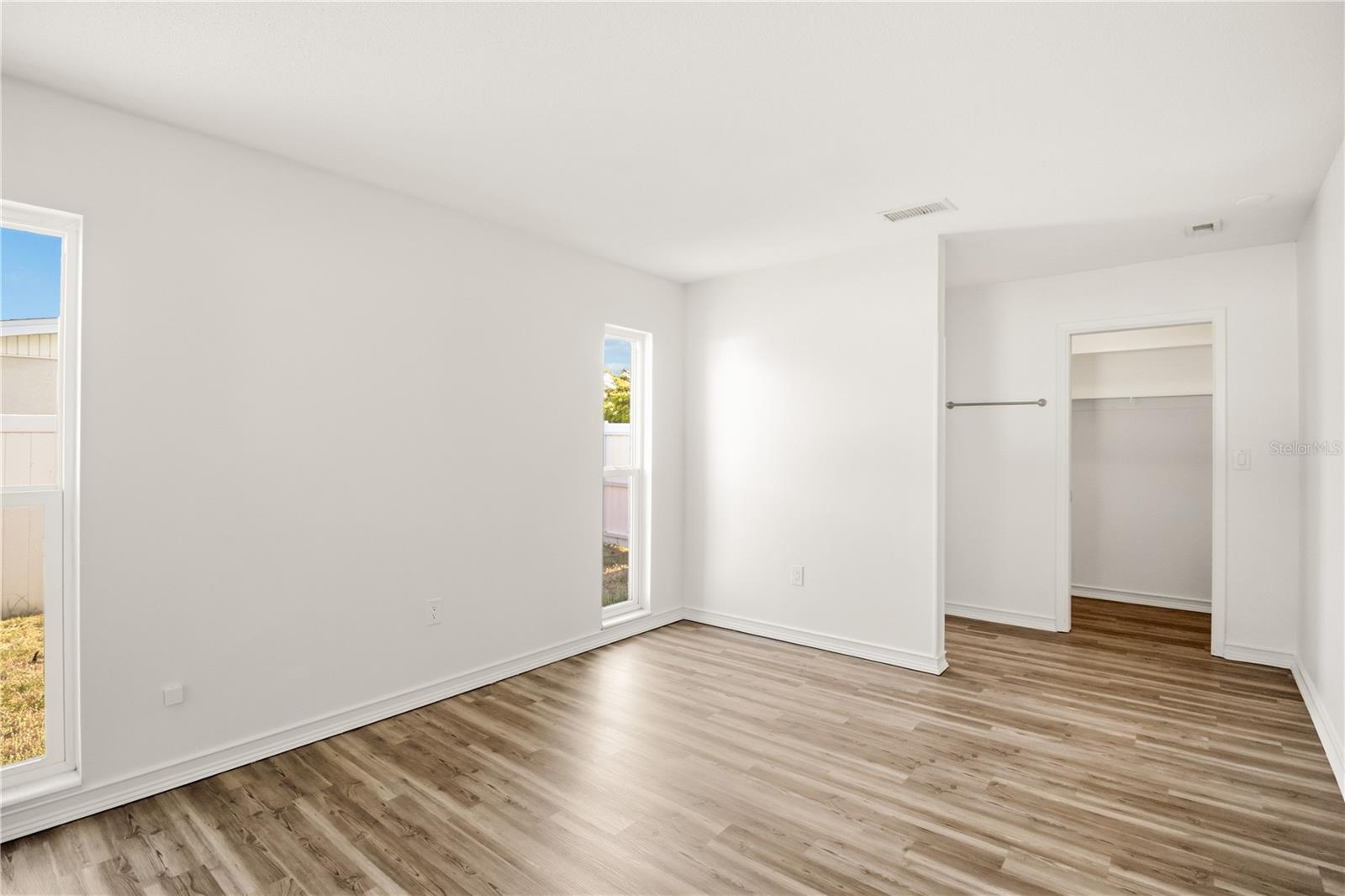 220 62ND ST NW, BRADENTON, FL, 34209