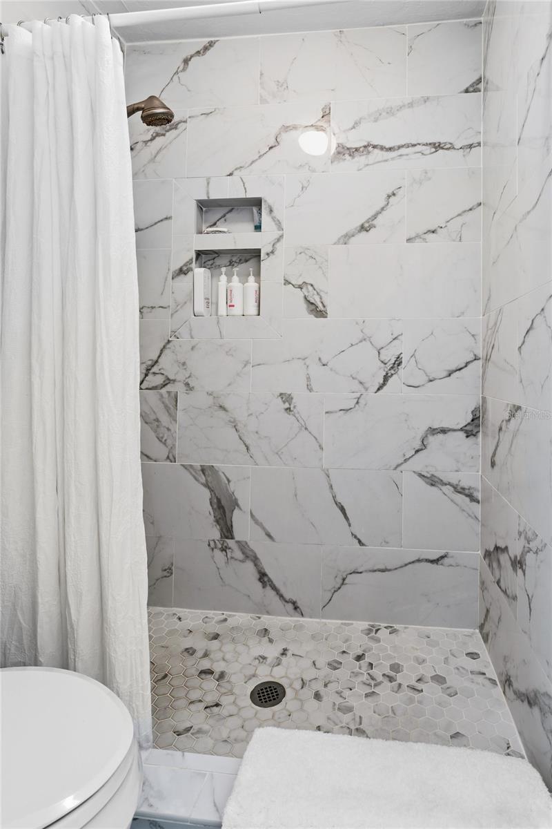 239 NW 48TH BLVD, GAINESVILLE, FL, 32607