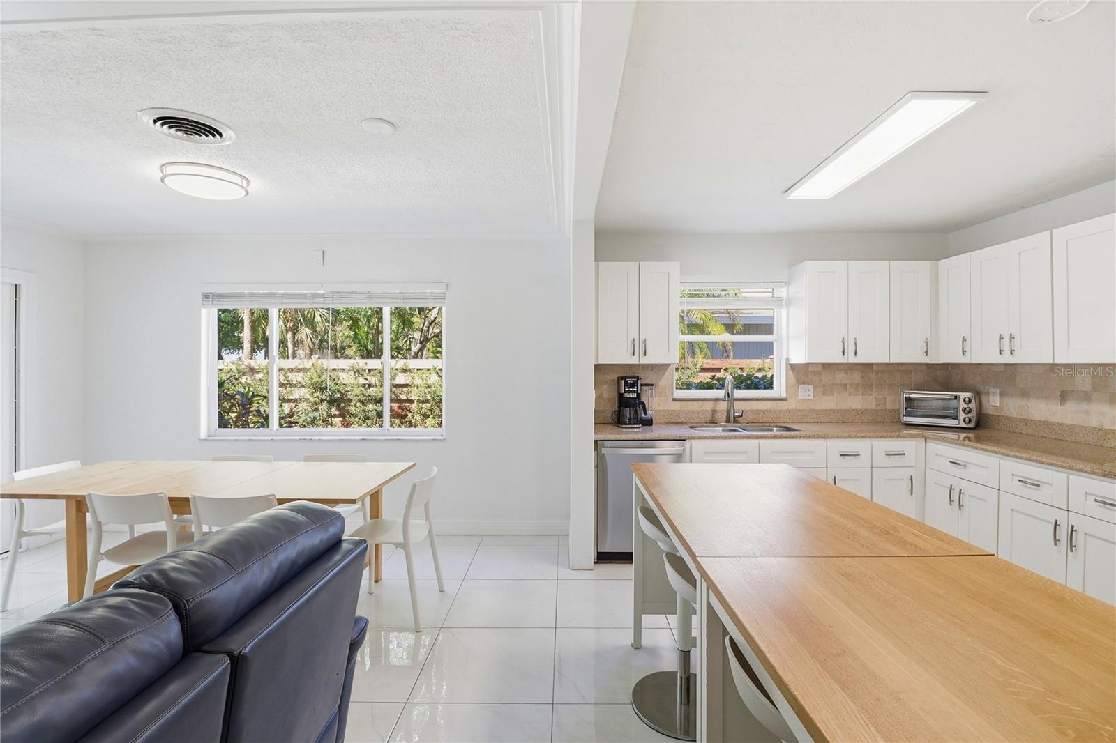 630 CORWOOD DR, SARASOTA, FL, 34234