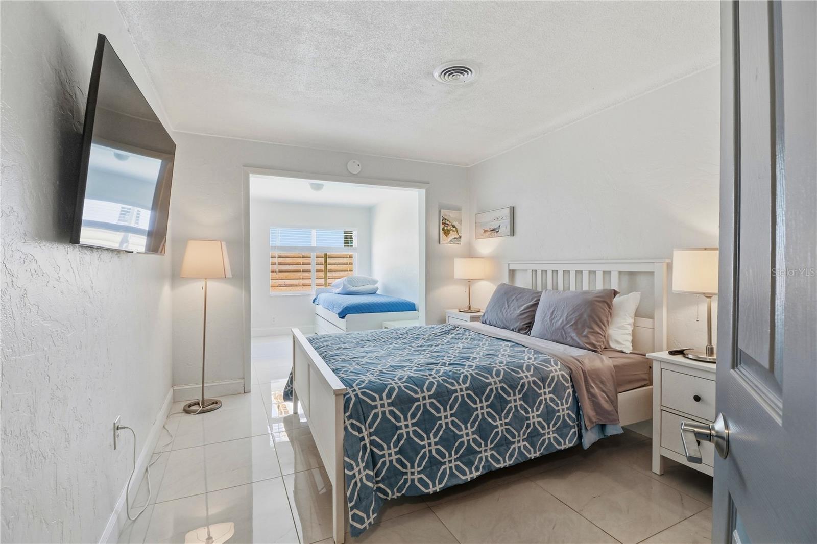 630 CORWOOD DR, SARASOTA, FL, 34234