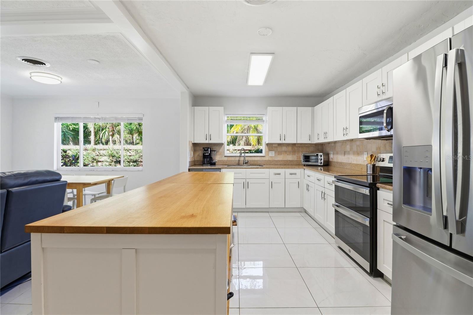 630 CORWOOD DR, SARASOTA, FL, 34234