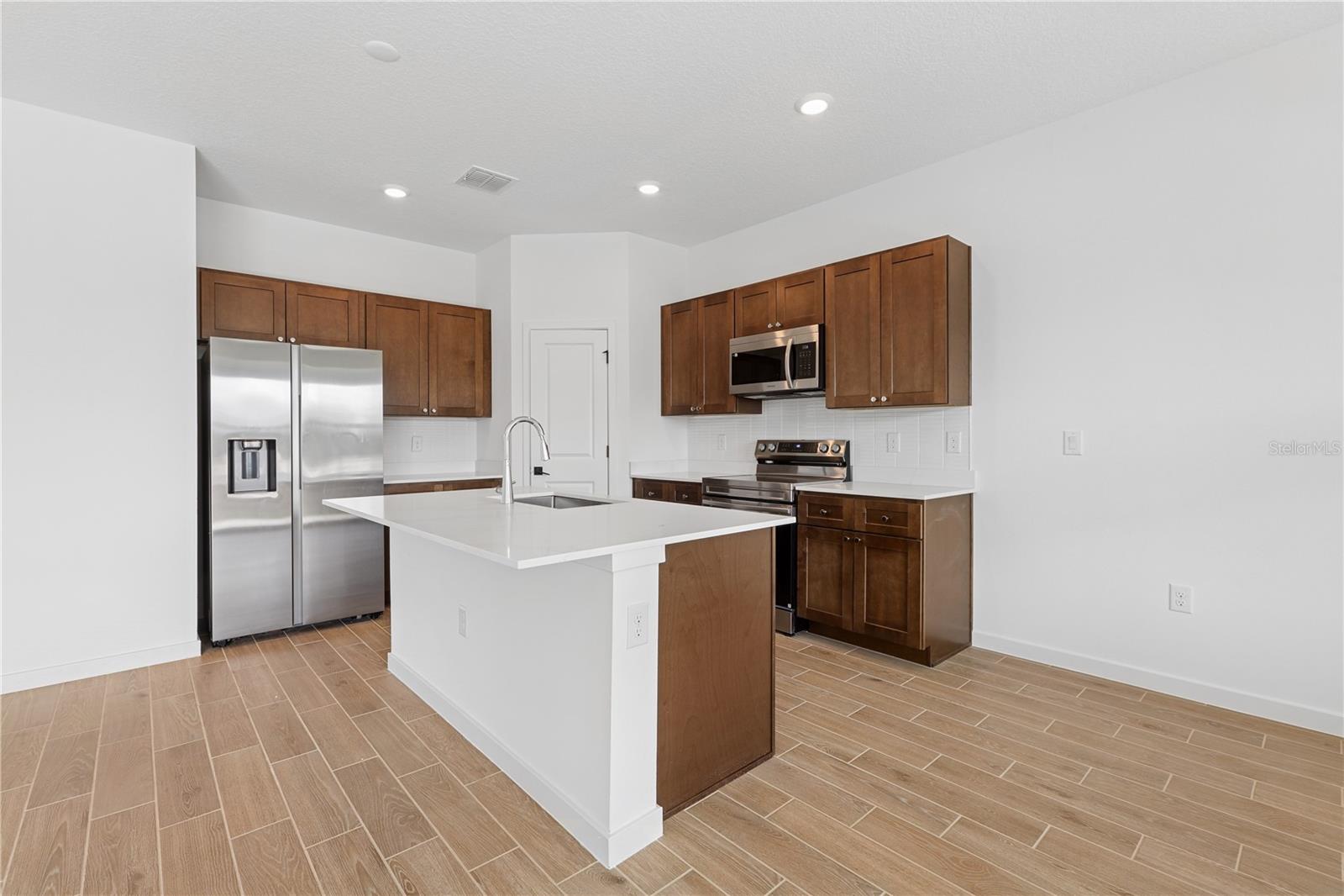 4521 NW 37TH STREET RD, OCALA, FL, 34482