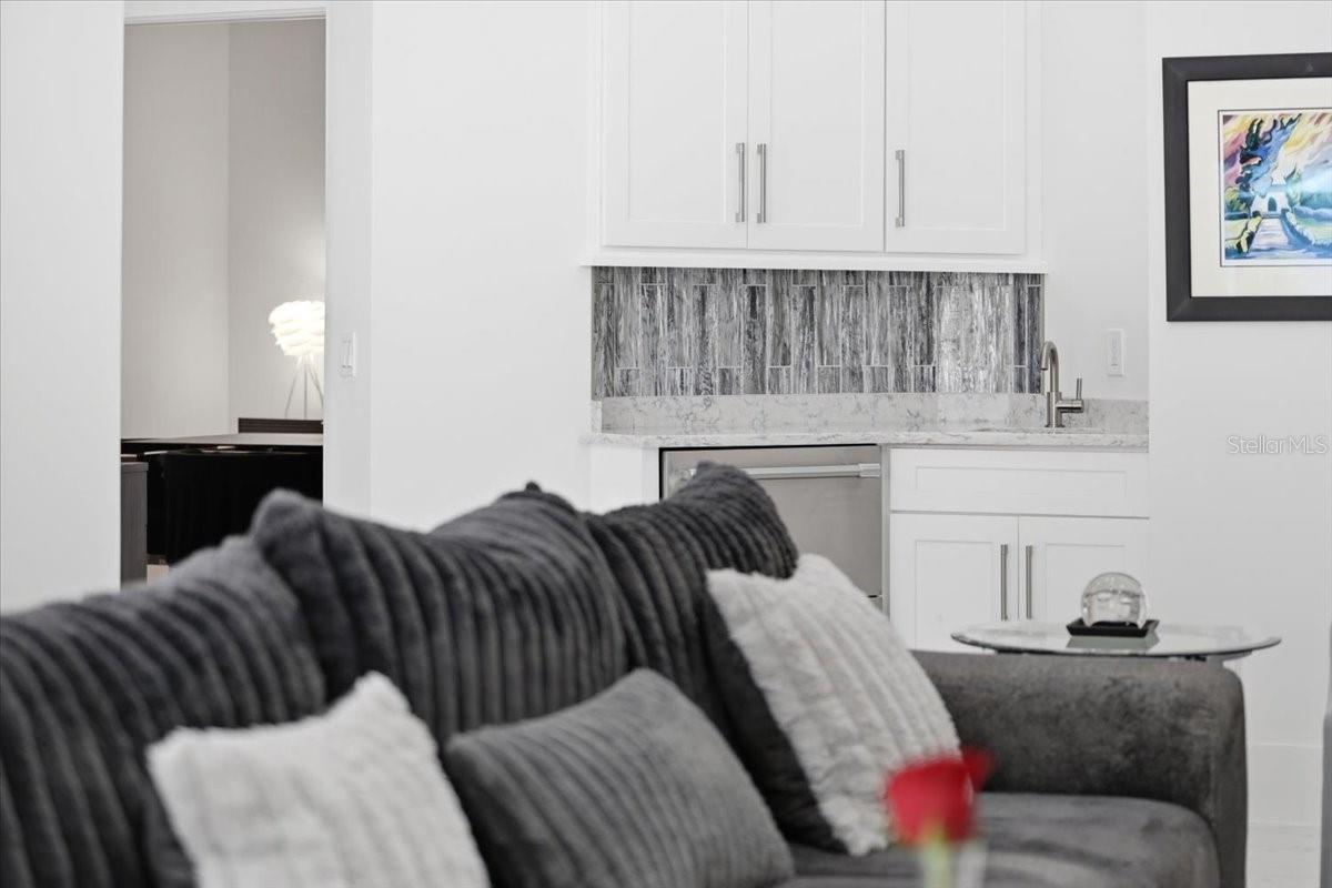 9036 SHAWN PARK PL, ORLANDO, FL, 32819