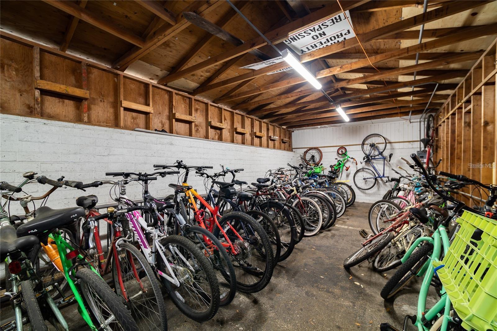 3325 BAYSHORE BLVD #F36, TAMPA, FL, 33629