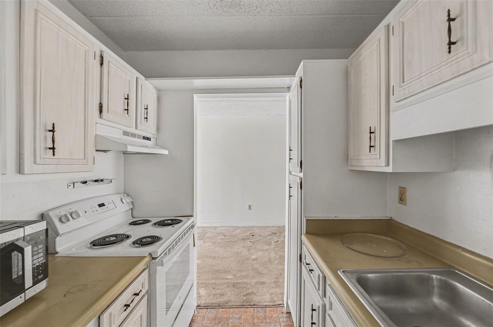 3325 BAYSHORE BLVD #F36, TAMPA, FL, 33629