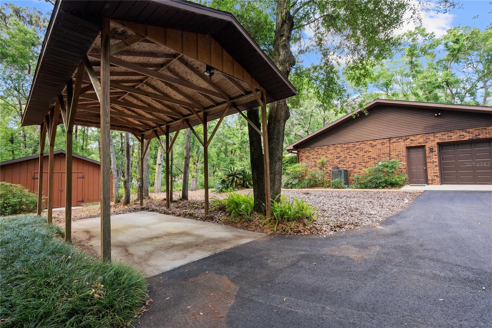 35935 LANA DR, DADE CITY, FL, 33523