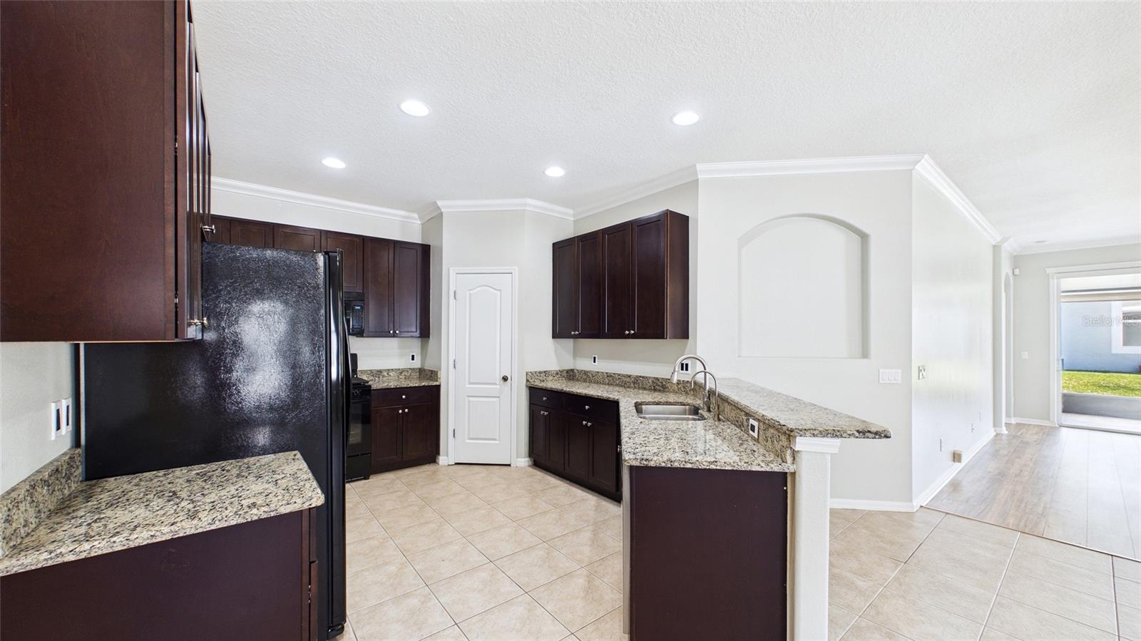 7447 SURREY PINES DR, APOLLO BEACH, FL, 33572