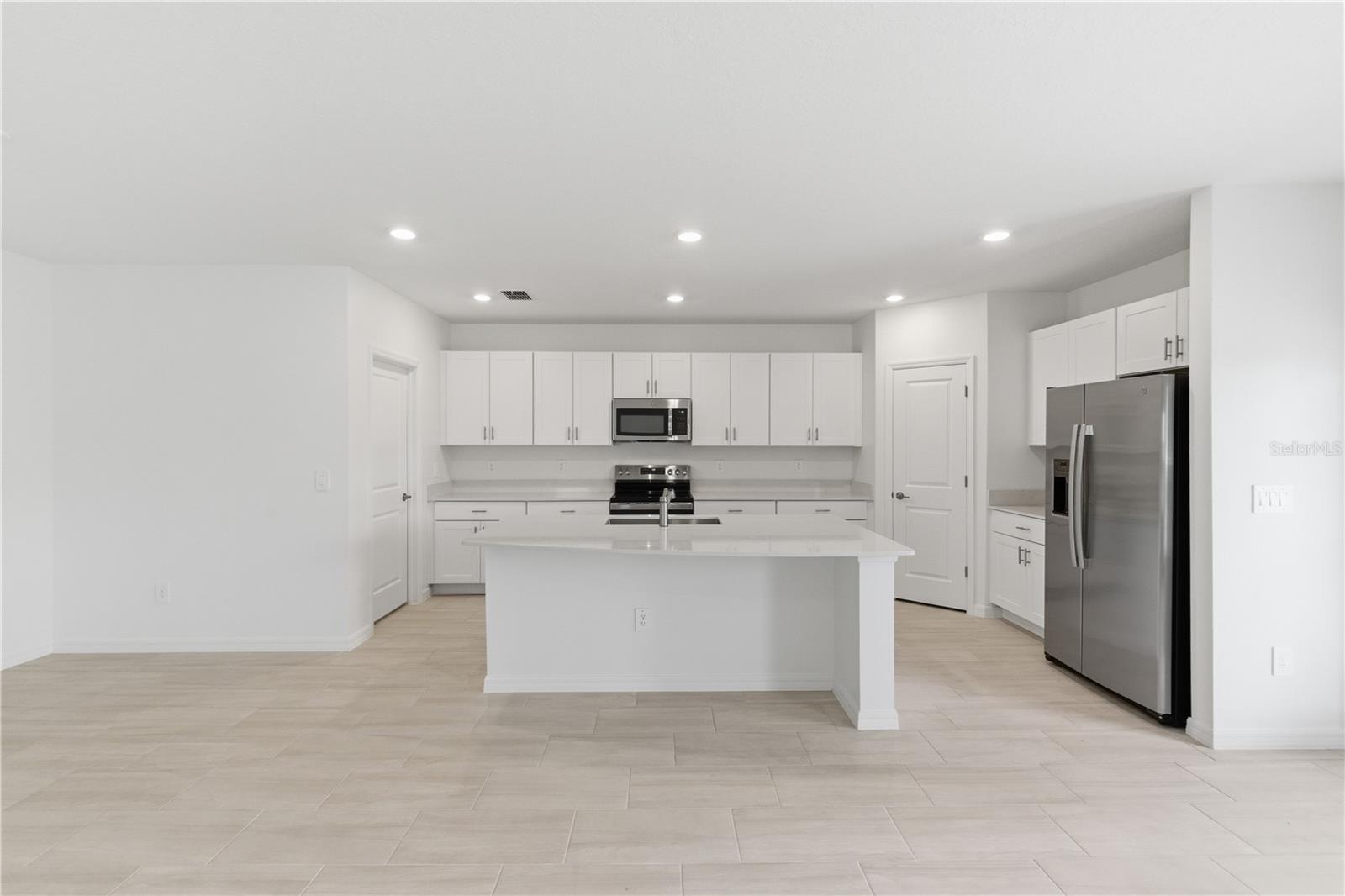 9947 ALLENDALE ST RD, WESLEY CHAPEL, FL, 33545