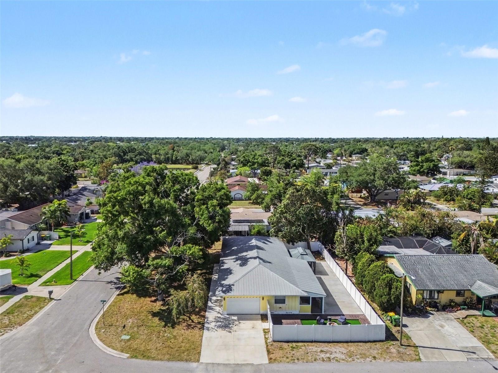 704 S LOCKWOOD RIDGE RD, SARASOTA, FL, 34237