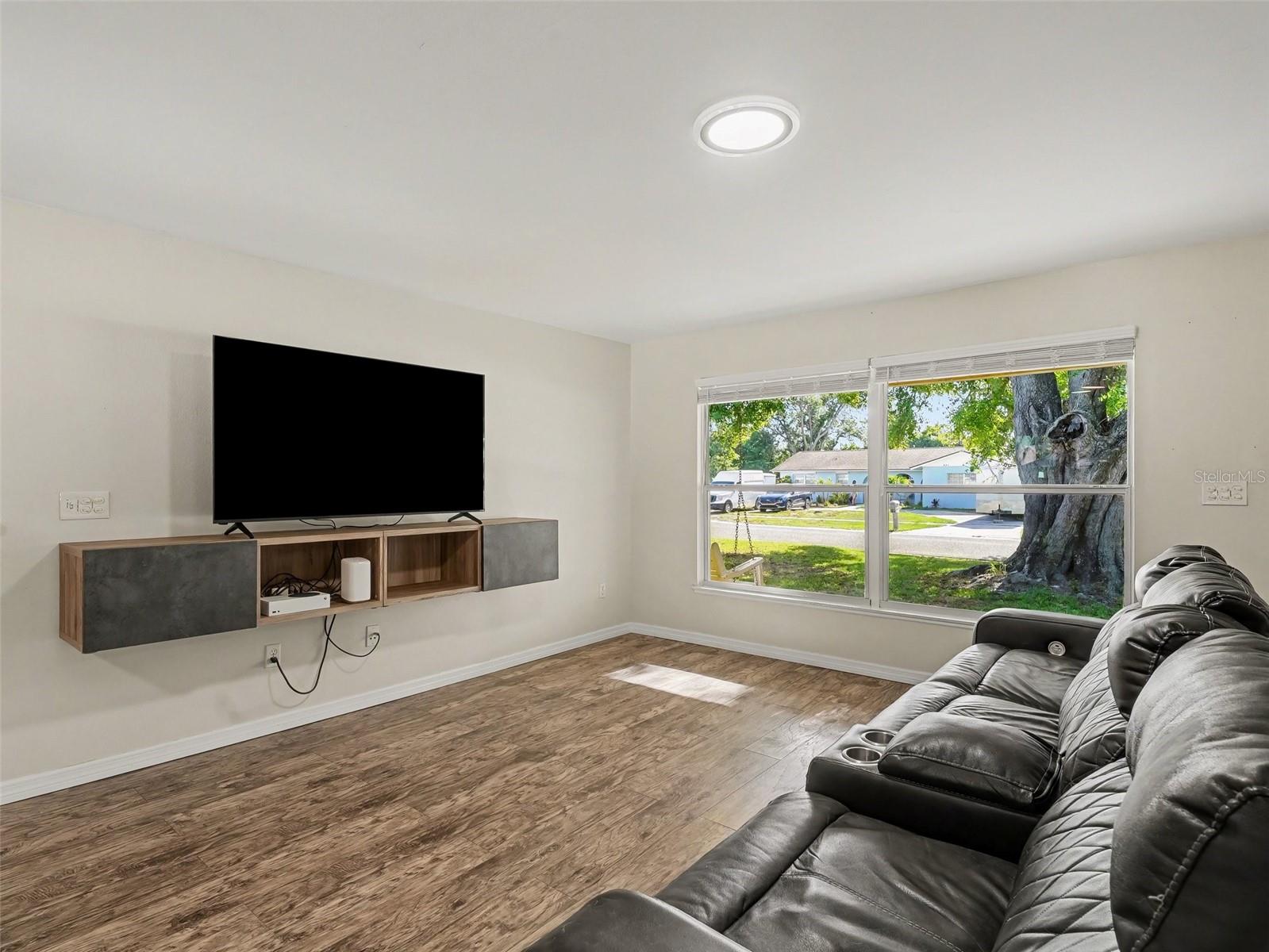 704 S LOCKWOOD RIDGE RD, SARASOTA, FL, 34237