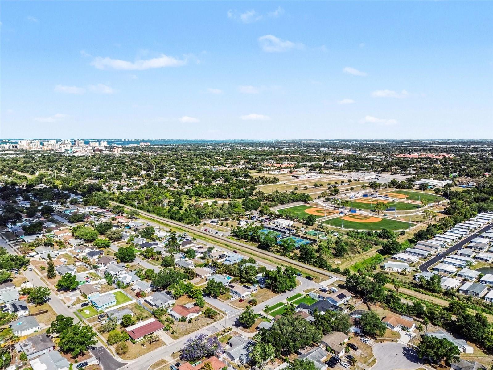 704 S LOCKWOOD RIDGE RD, SARASOTA, FL, 34237