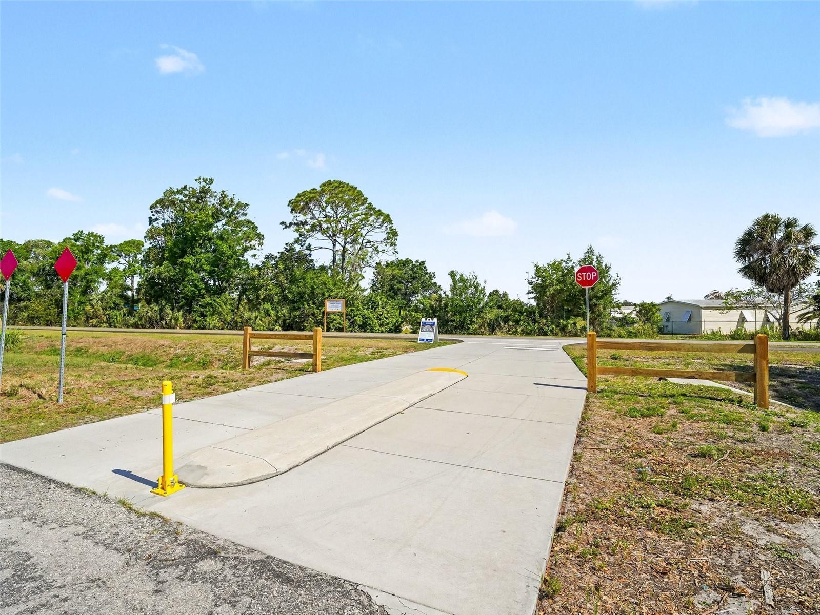 704 S LOCKWOOD RIDGE RD, SARASOTA, FL, 34237