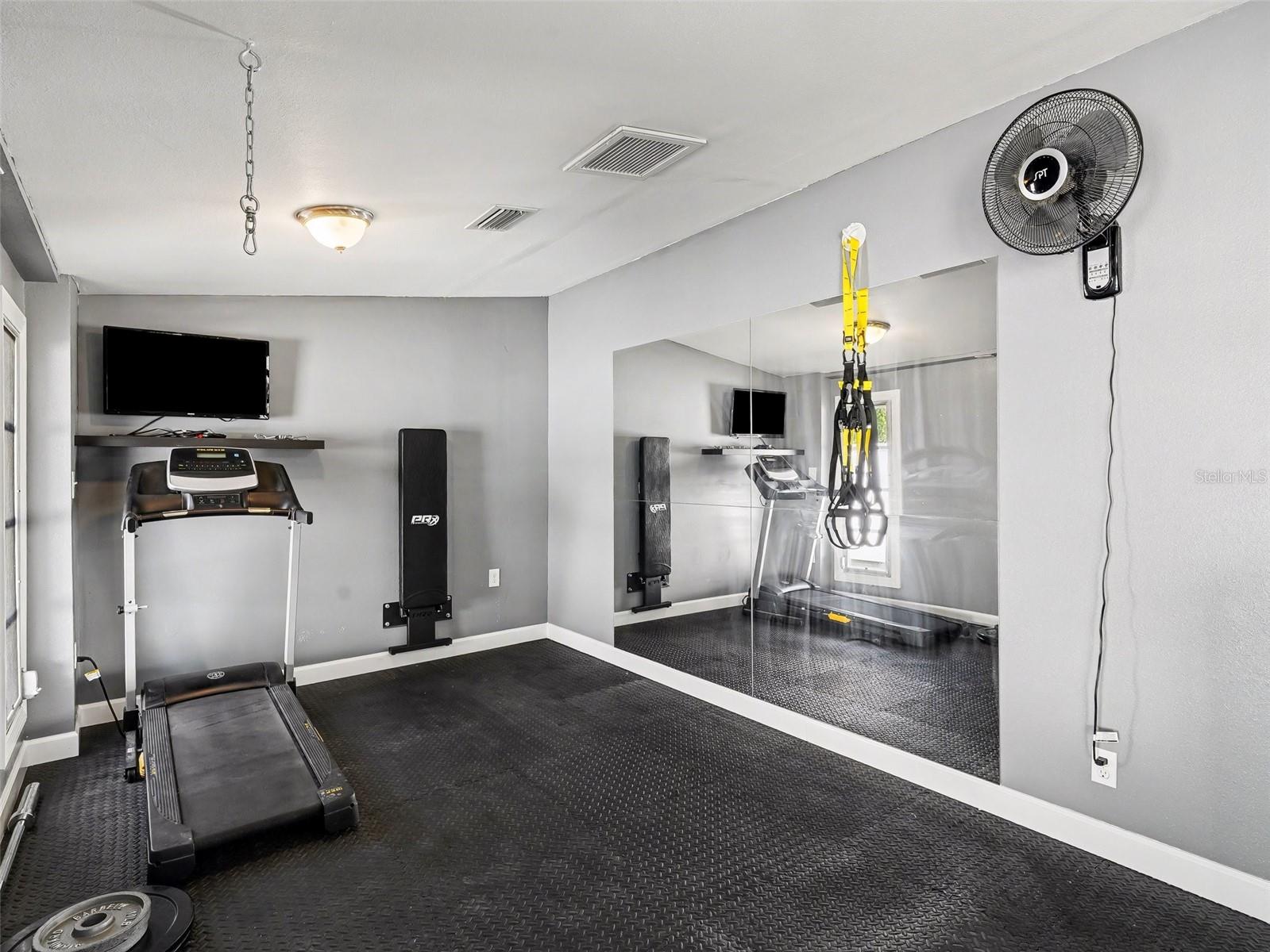 704 S LOCKWOOD RIDGE RD, SARASOTA, FL, 34237