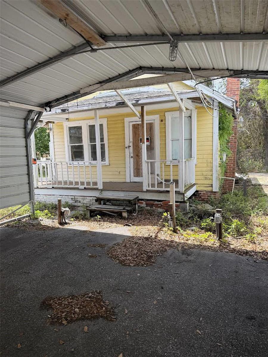 1042 N DIXIE FWY, NEW SMYRNA BEACH, FL, 32168