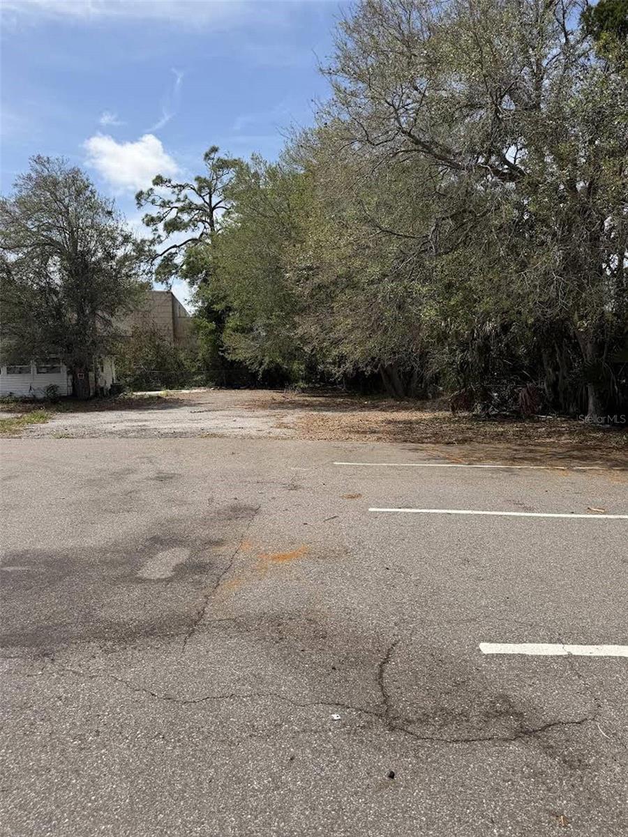 1042 N DIXIE FWY, NEW SMYRNA BEACH, FL, 32168