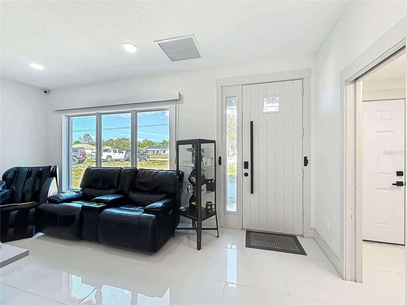 11426 LAKEVIEW DR, LEESBURG, FL, 34788