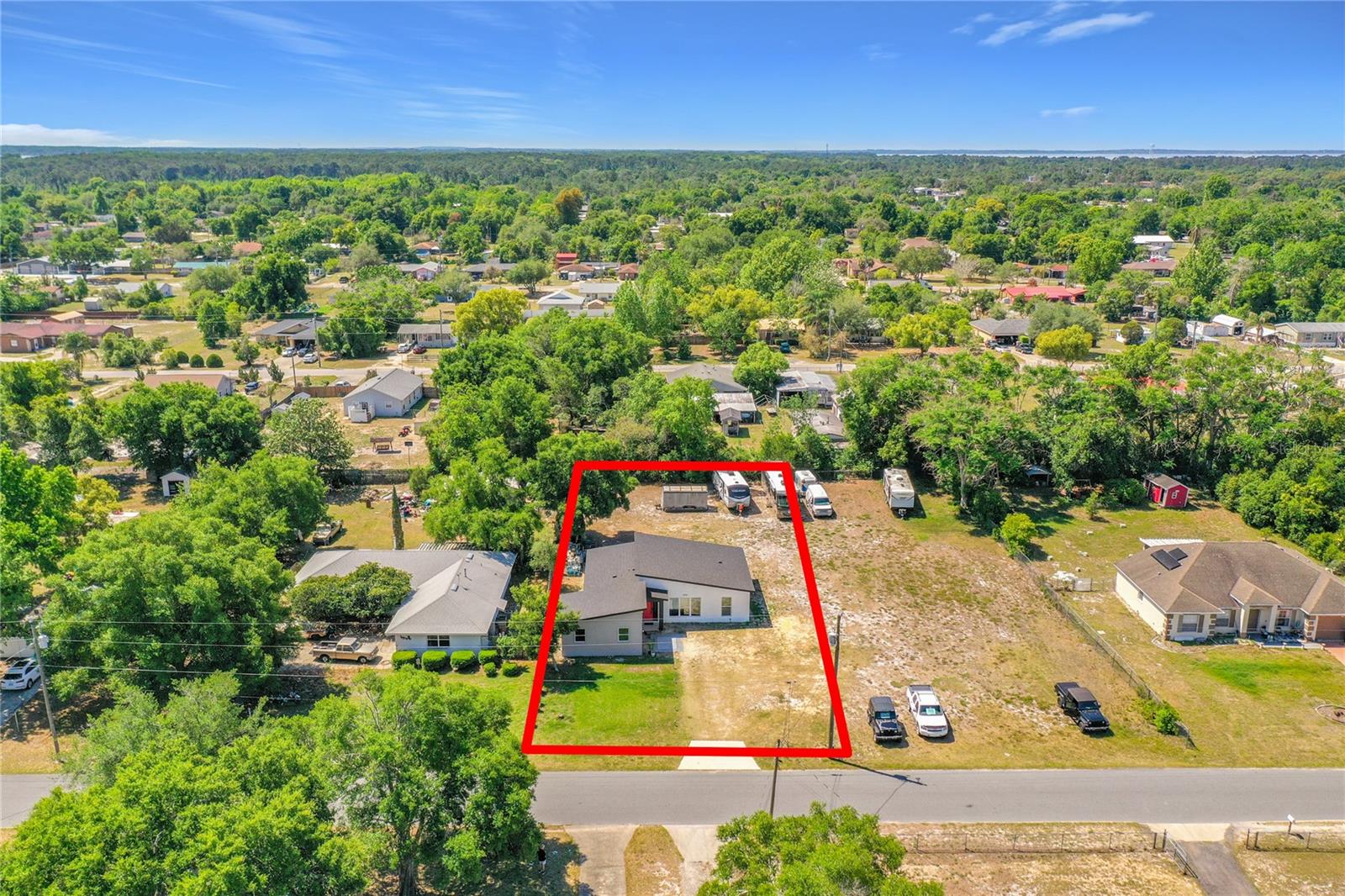 11426 LAKEVIEW DR, LEESBURG, FL, 34788