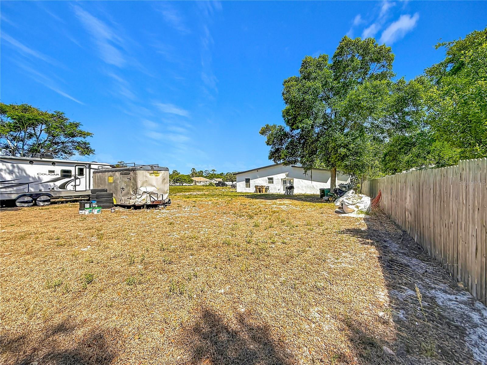 11426 LAKEVIEW DR, LEESBURG, FL, 34788