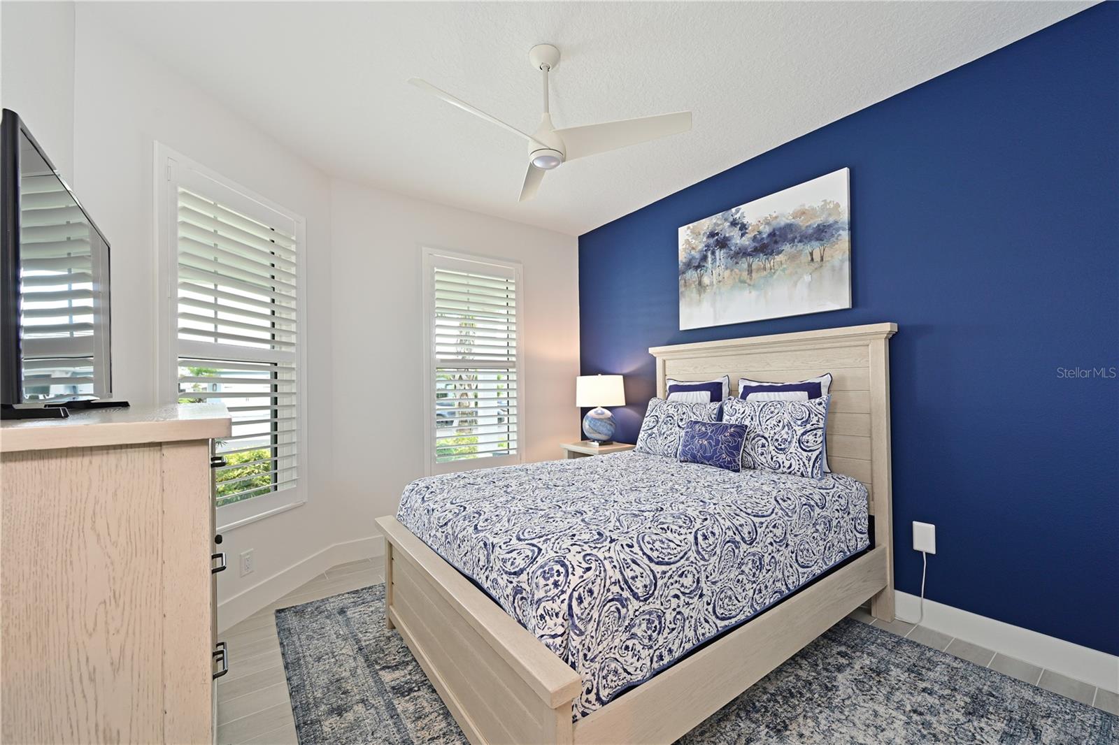 8084 SLIPWAY DR, SARASOTA, FL, 34240