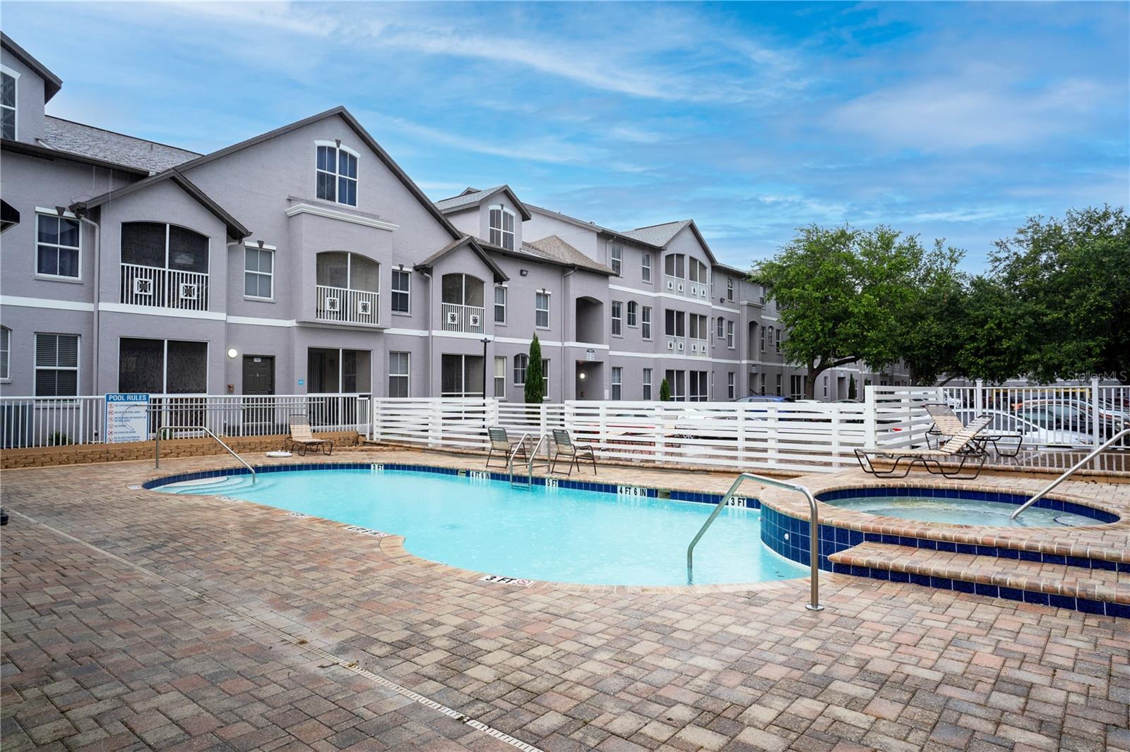 5011 SUNRIDGE PALMS DR #204, TAMPA, FL, 33617