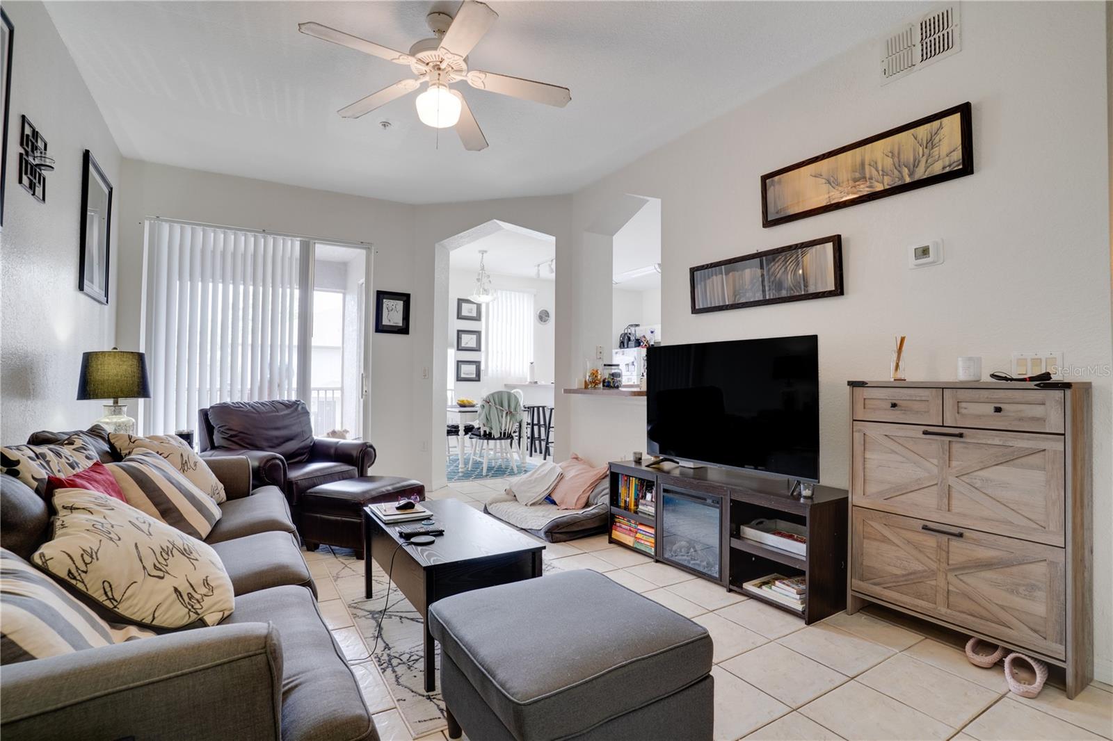 5011 SUNRIDGE PALMS DR #204, TAMPA, FL, 33617