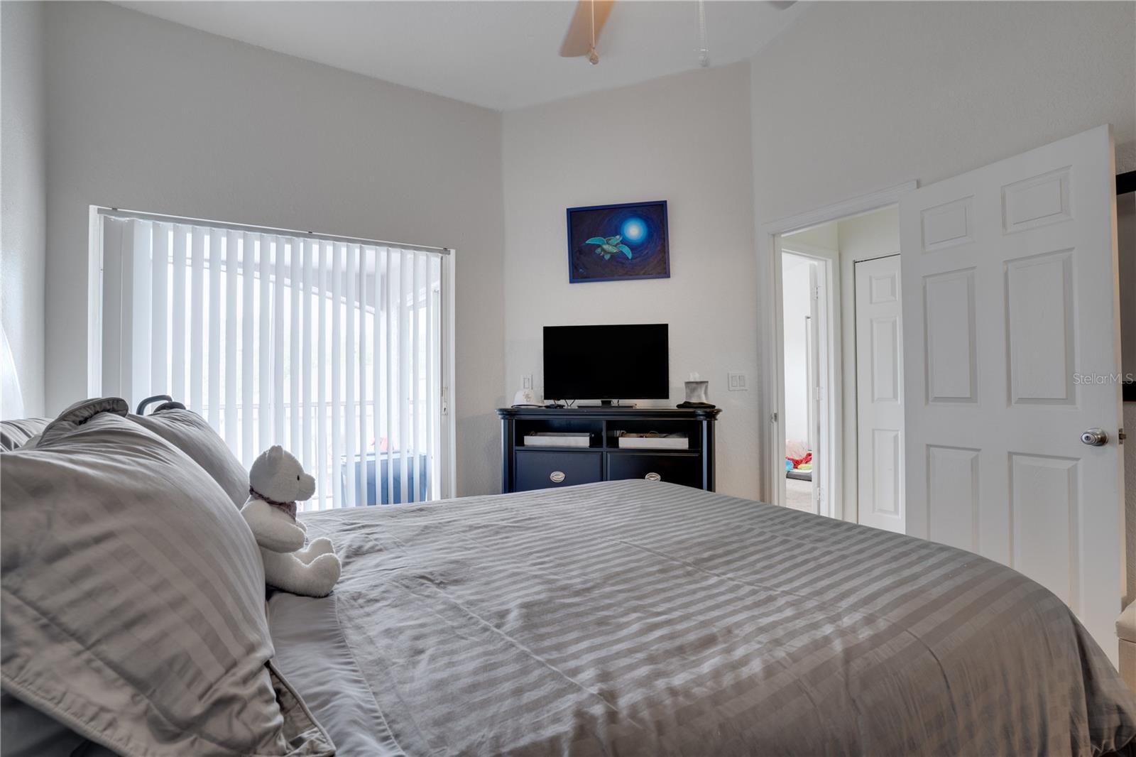 5011 SUNRIDGE PALMS DR #204, TAMPA, FL, 33617